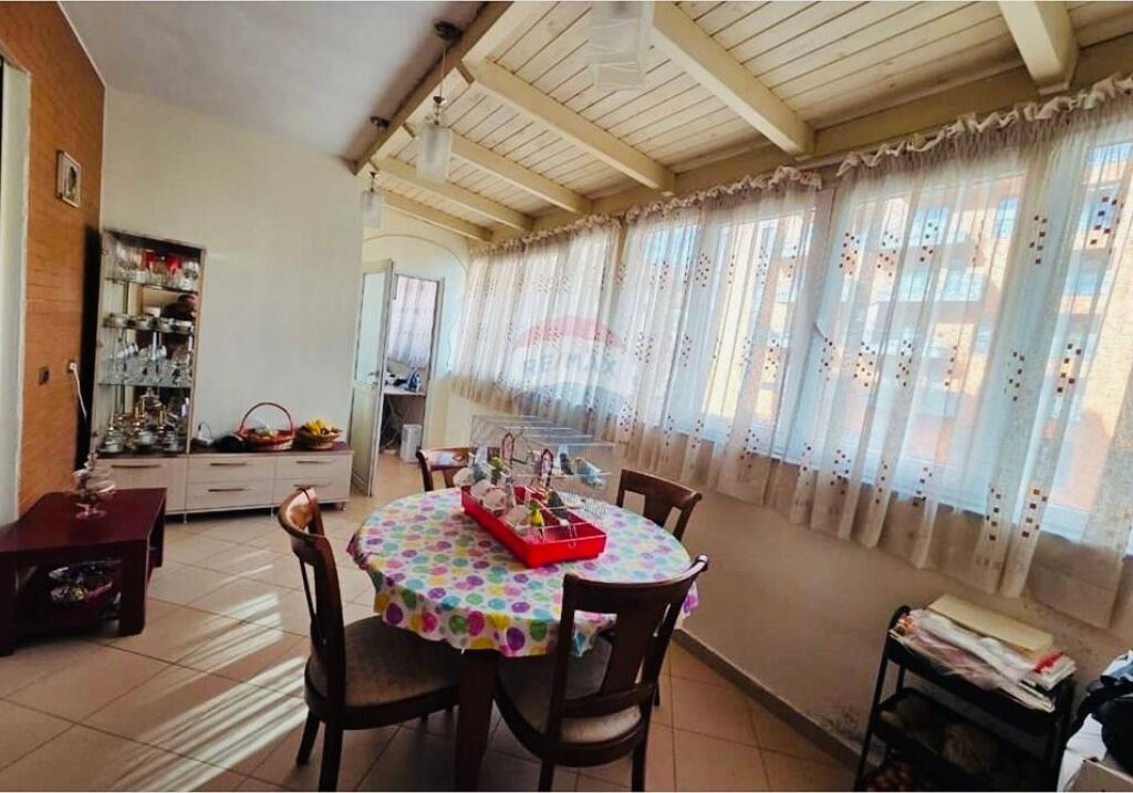 🏠📍Shitet Apartament 1 +1 Komuna e Parisit (Kika 1)