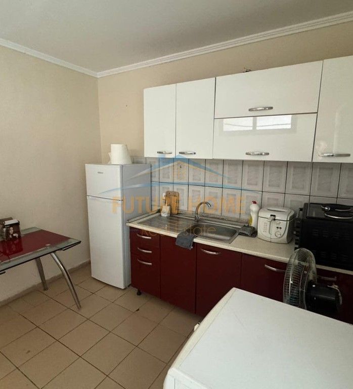 Qera , Apartament 2+1, Rruga Kongresi i Manastirit