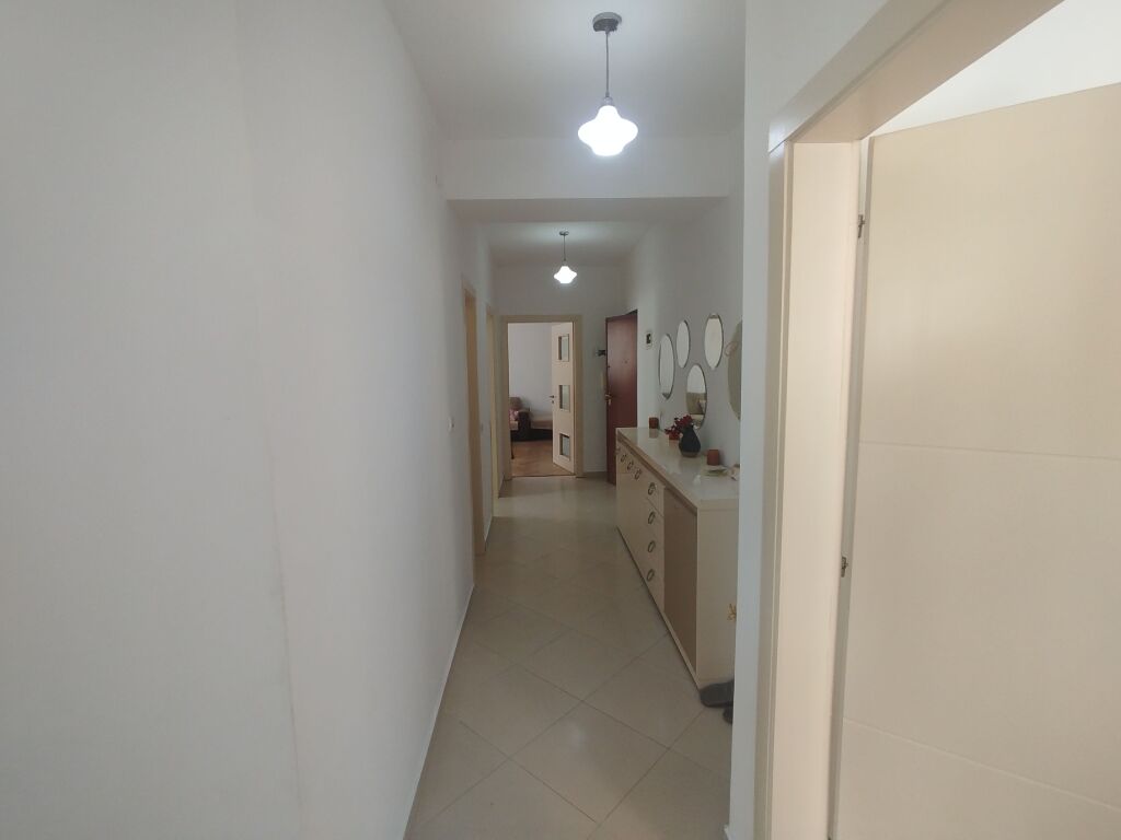 Appartamento 3+1+1+2bagni in affitto Don bosko