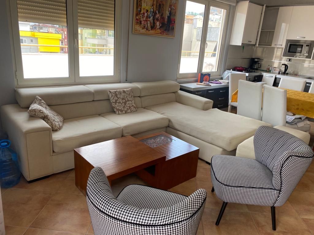 Apartment 2+1 with lake view for rent