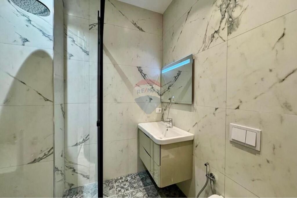 Apartament 1+1 per qira tek Myslym Shyri