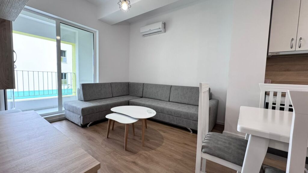 Jepet Me Qera Apartament 2+1+1 Ballkon