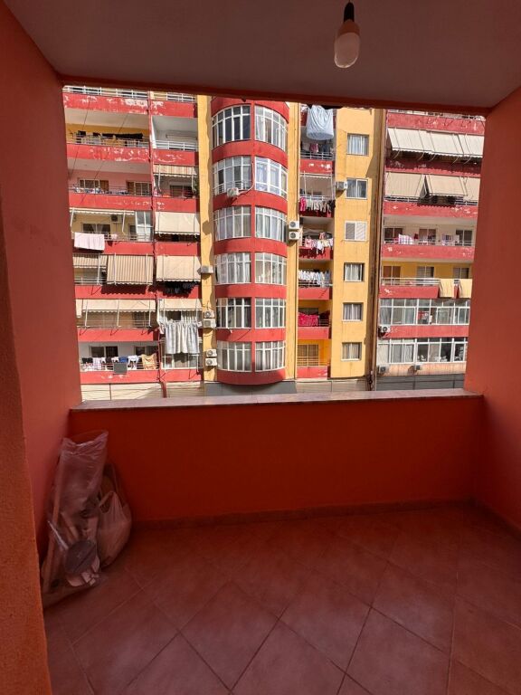 JEPET APARTAMENT 2+1 ME QIRA ASTIR