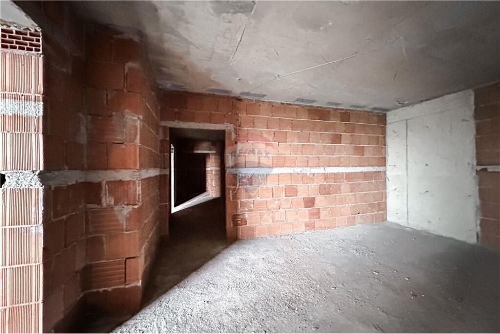 APARTAMENT 2+1 PER SHITJE NE PASKUQAN