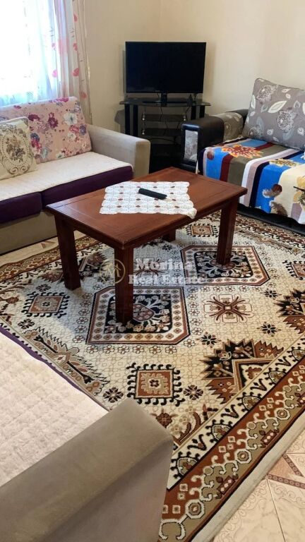 Affitto | Casa privata 2 + 1 | Mercato Elettrico | 430 €/mese