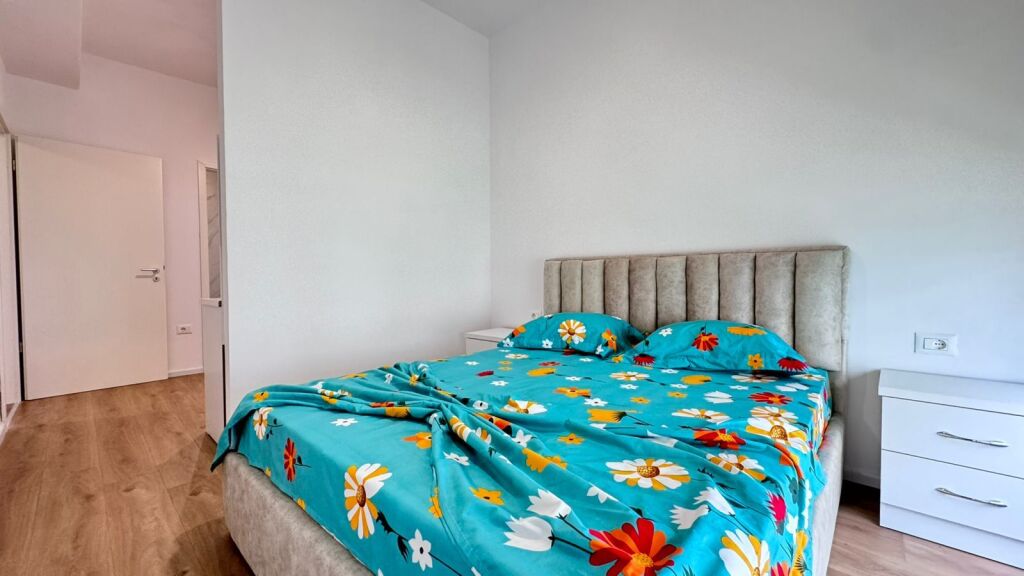 Jepet Me Qera Apartament 2+1+1 Ballkon