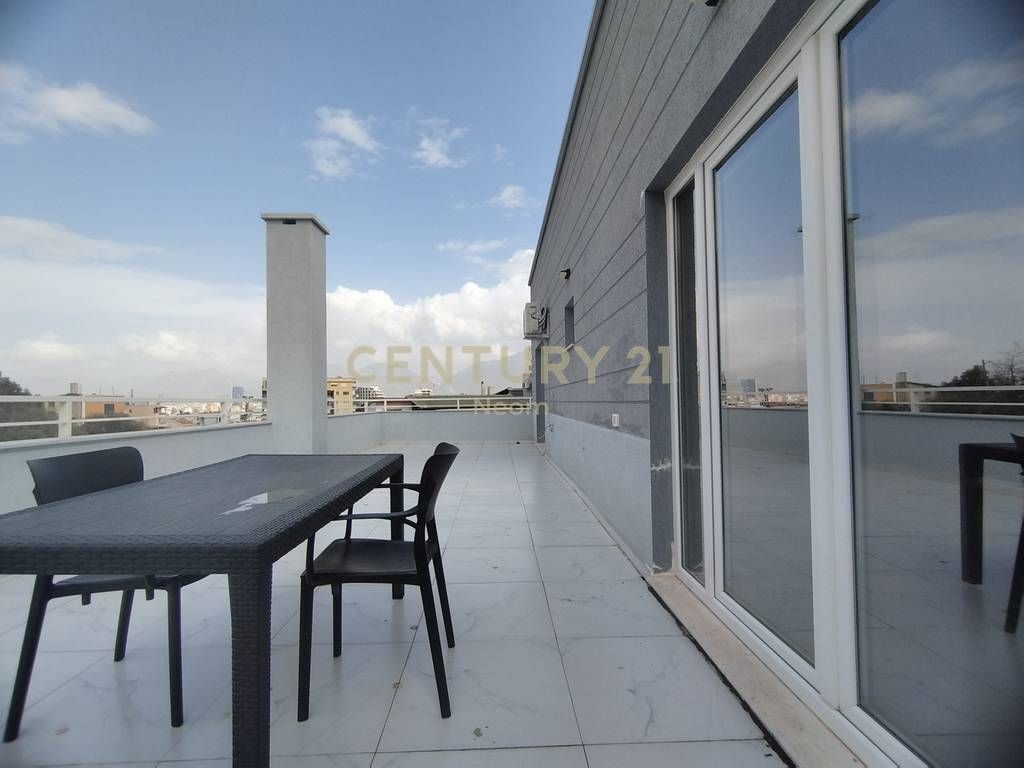 JEPET ME QIRA PENTHOUSE 3+1, KOPSHTI BOTANIK! 1,300 € /Muaj