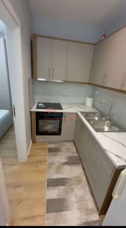 Apartament 1+1 me qera Rruga 5 Maji Tirane