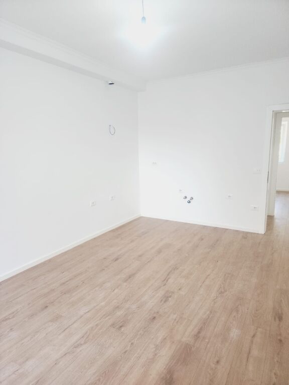 SHITET APARTAMENT 1+1 DON BOSKO 125.000 EURO