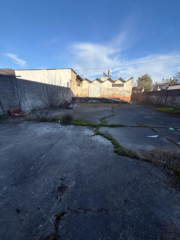 SHITET MAGAZINE+TRUALL SPITALLE, DURRES