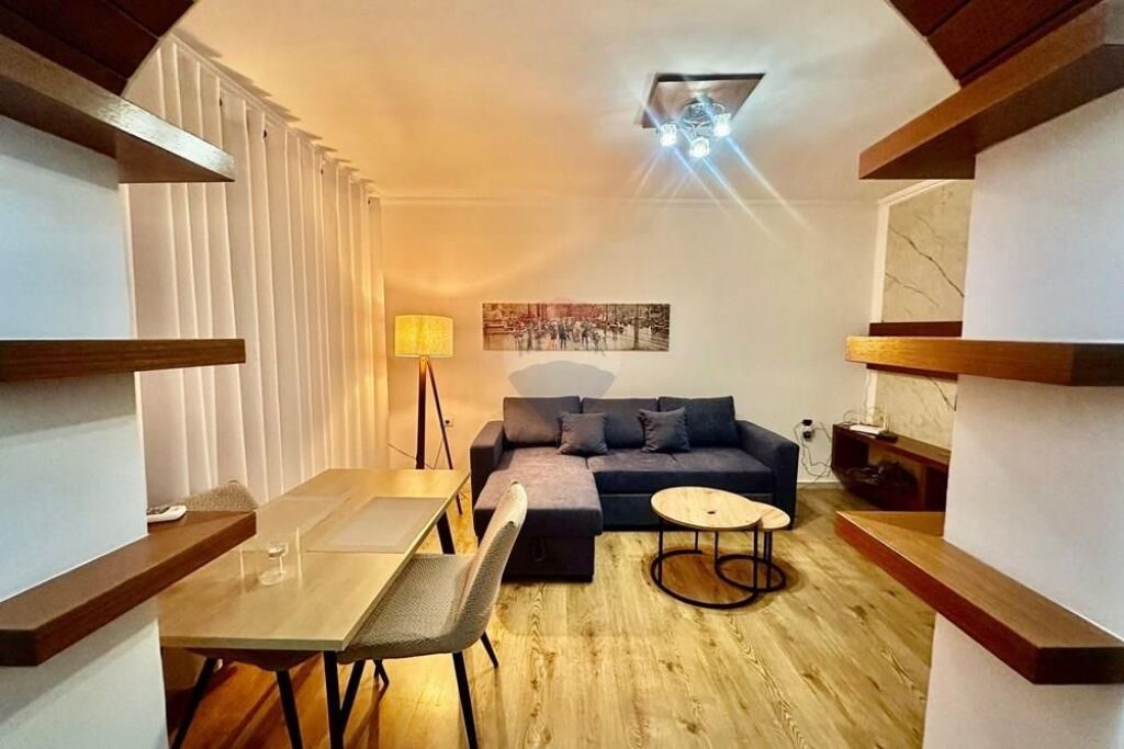 Jepet me qira apartament 1+1 tek 21 dhjetori