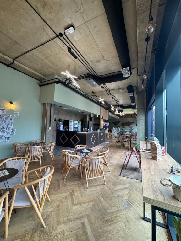 📌 Vendesi Bar-Caffè in Vendita 📍 vicino all'Aeroporto Internazionale di Tirana Madre Teresa