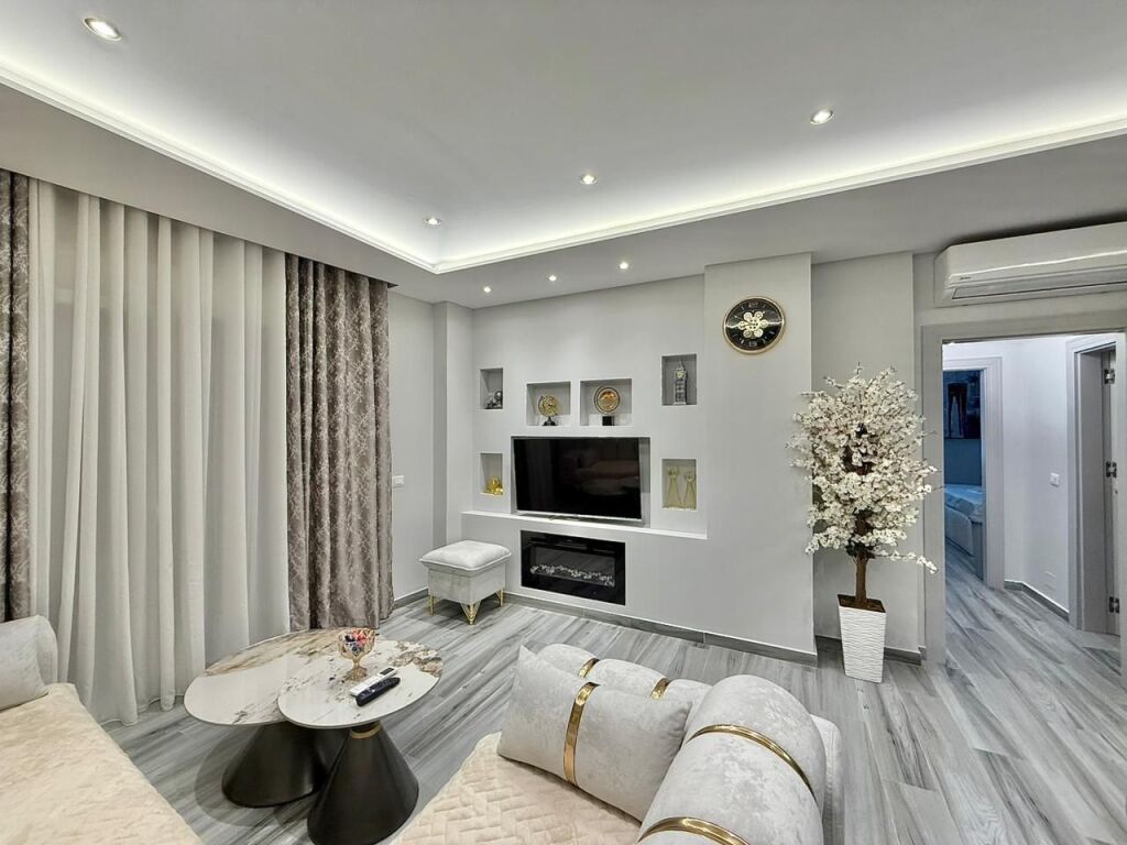 Apartment 2+1+2 for rent