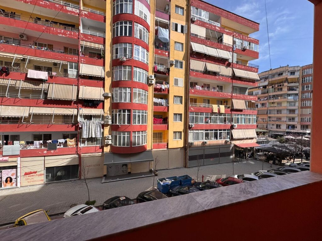 JEPET APARTAMENT 2+1 ME QIRA ASTIR