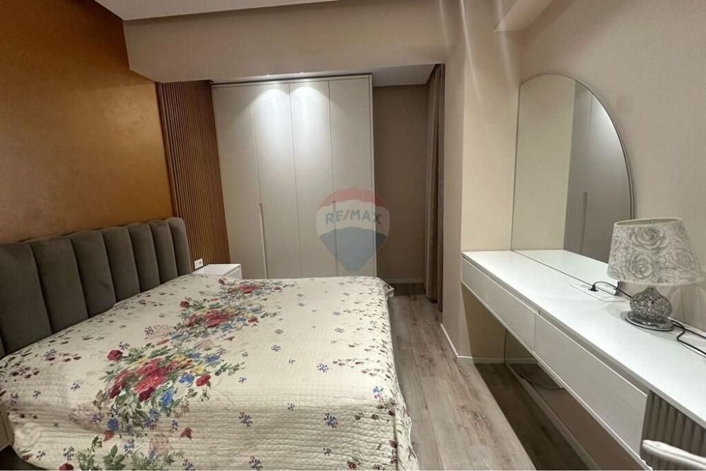 *Apartament 2+1 me qira tek -Rruga e Kavajes*