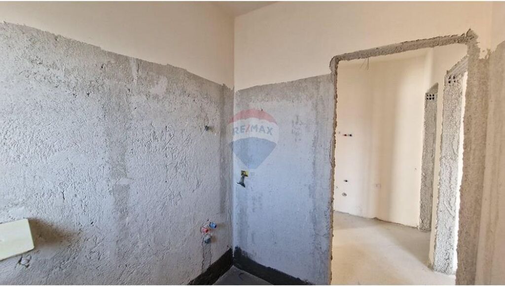 🏢 Apartament 2+1 për Shitje – Transballkanike, Vlorë