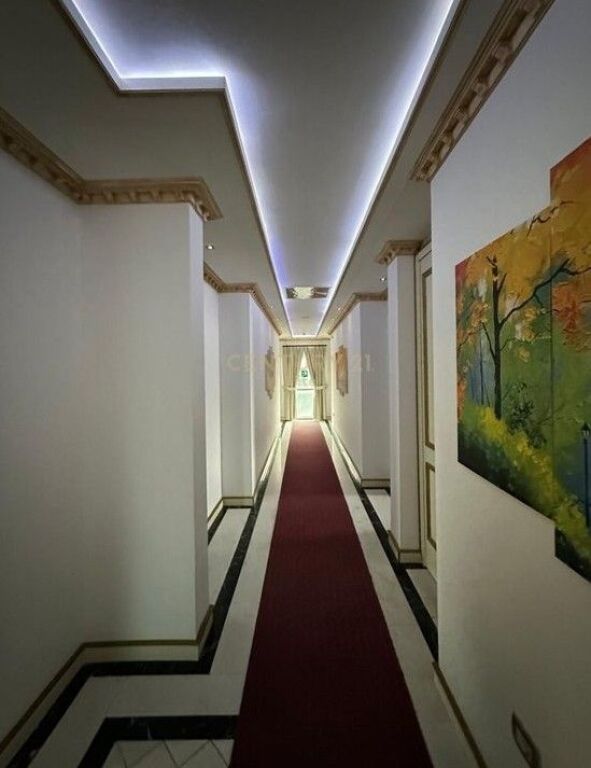 Hotel in vendita nella zona di Kombinat