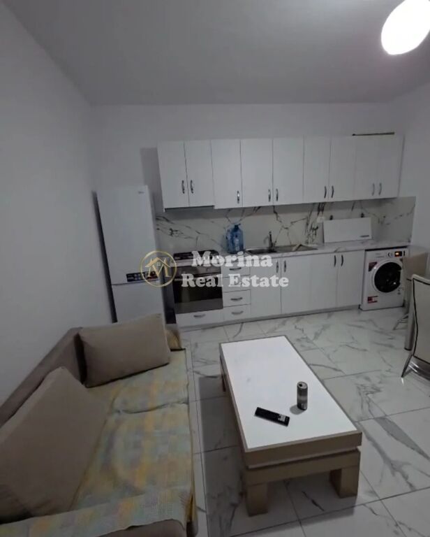 Qera | Shtëpi private 1 + 1 | Kamëz | 300 €/muaj