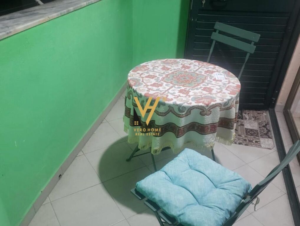 JEPET APARTAMENT 2+1+BLK ME QIRA NE MYSLYM SHYR 75.000 LEKE