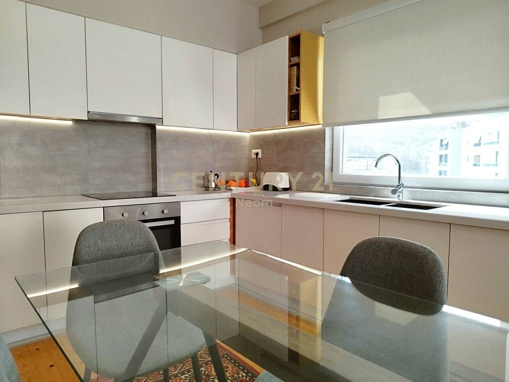 JEPET ME QIRA PENTHOUSE 3+1, KOPSHTI BOTANIK! 1,300 € /Muaj