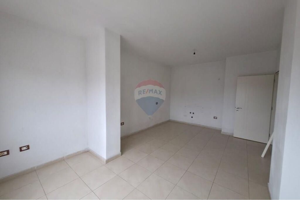 Apartament - Për Shitje - Casa Italia, Tiranë(ID: 530281026-1260)