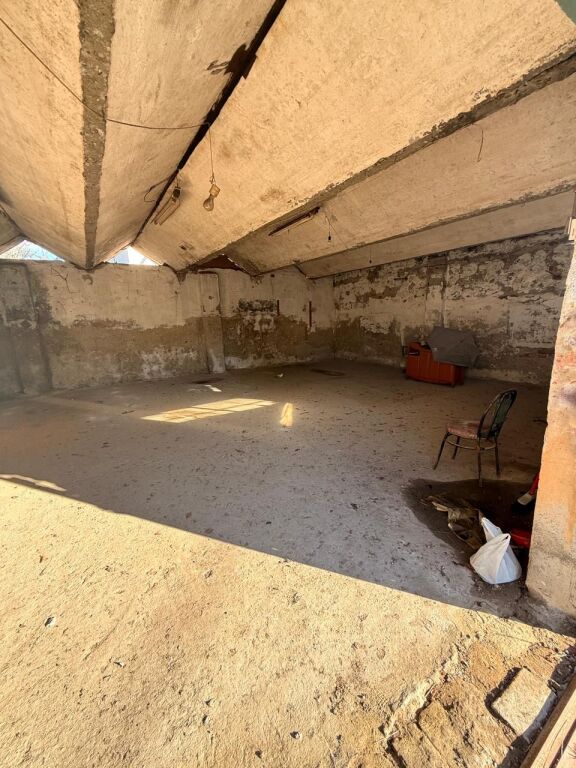 SHITET MAGAZINE+TRUALL SPITALLE, DURRES