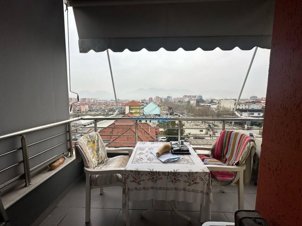 Apartament 1+1 me qera tek Cormeum