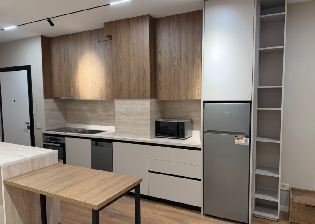 🏙️ JEPET ME QIRA | APARTAMENT 2+1 | Golden Tower