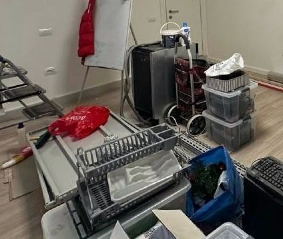 9-KATESHET-ZYRE PER QIRA 500 € /Muaj