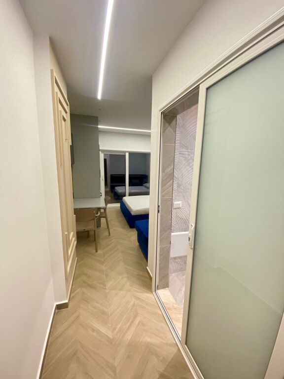 Jepet Garzoniere me qera