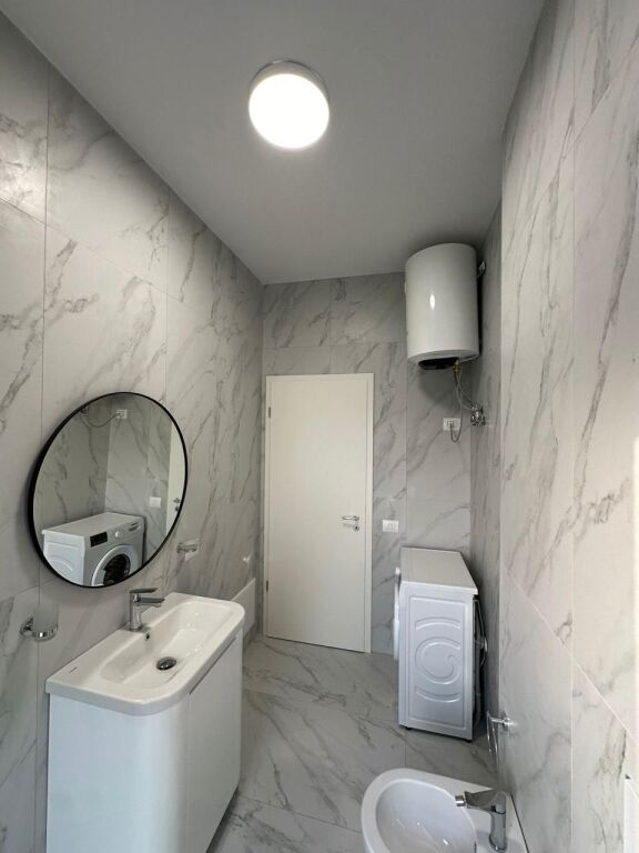 Shitet apartament 1+1 te Rezidenca Kaimi ne zonen e Ali Demit!