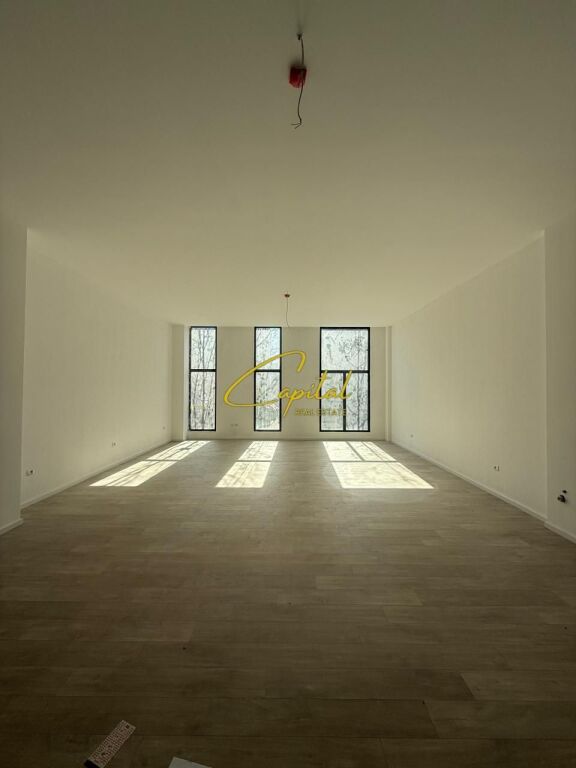 SHOP FOR RENT 80 M2 KAVAJES STREET 1,600 EURO