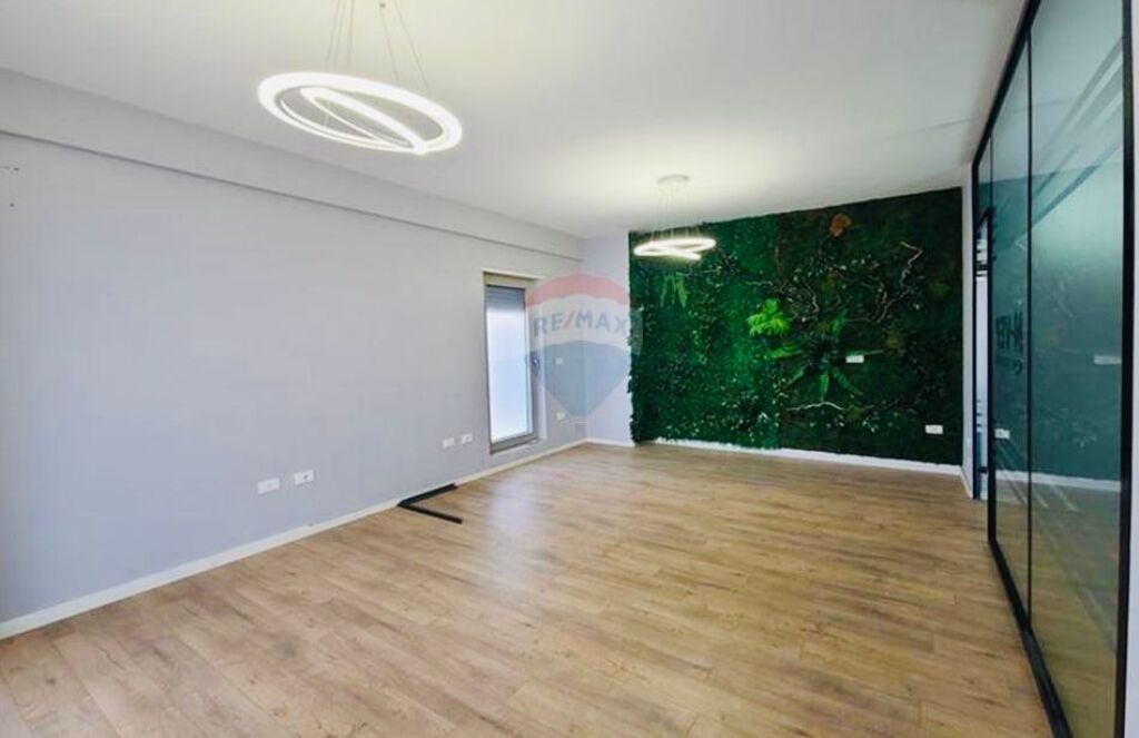 📍🏠Jepet Ambient me qera Zogu I Zi