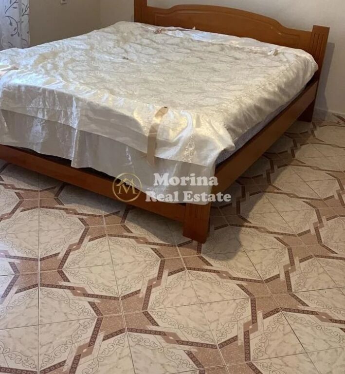 Affitto | Casa privata 2 + 1 | Mercato Elettrico | 430 €/mese