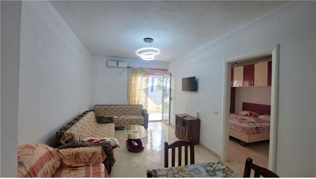 Apartment 1+1 (including a closed garage) for sale, Lungomare, Vlore