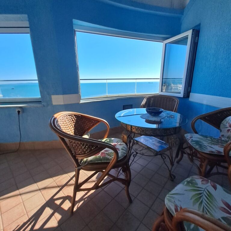 Durres, Full pamje deti, Vollga 3+1+2