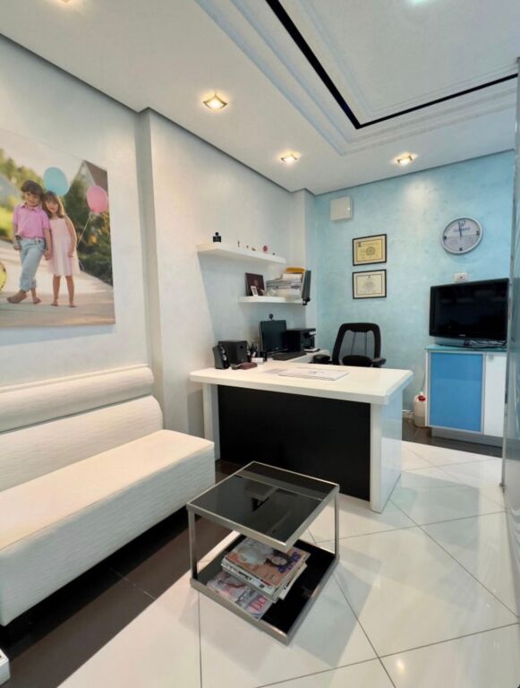 CLINICA DENTALE IN AFFITTO 60 M2 ALI DEMI 800 EURO