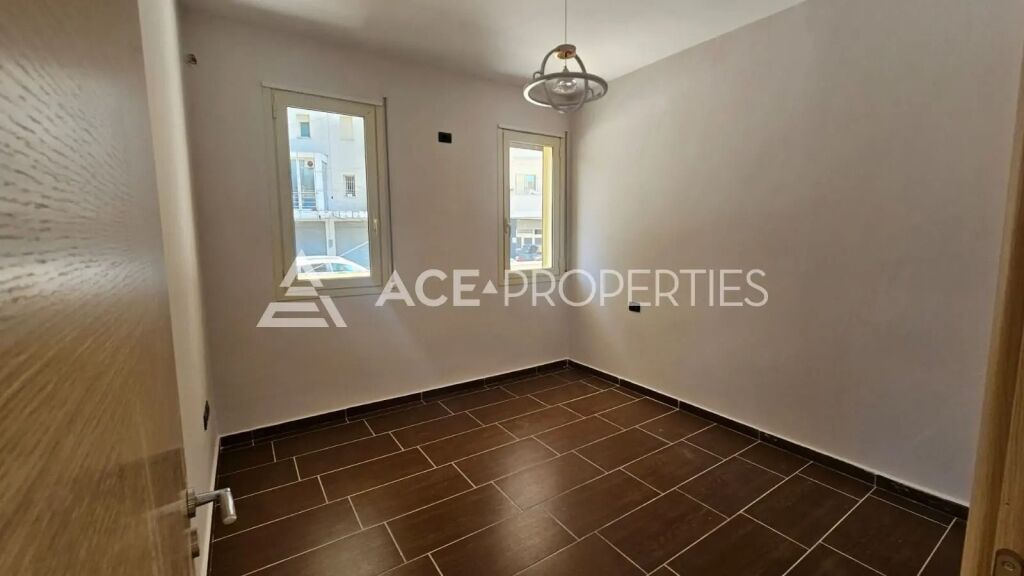 Shitet 2+1 Te Vila E Zogut