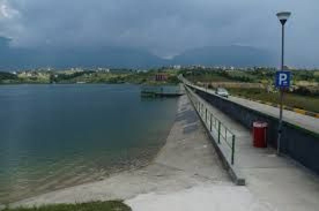 Land for sale in Farkë 📍