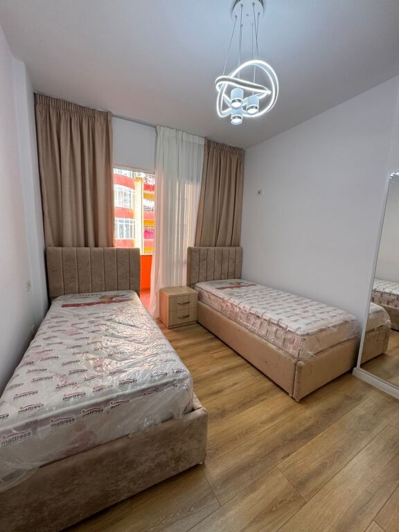 JEPET APARTAMENT 2+1 ME QIRA ASTIR