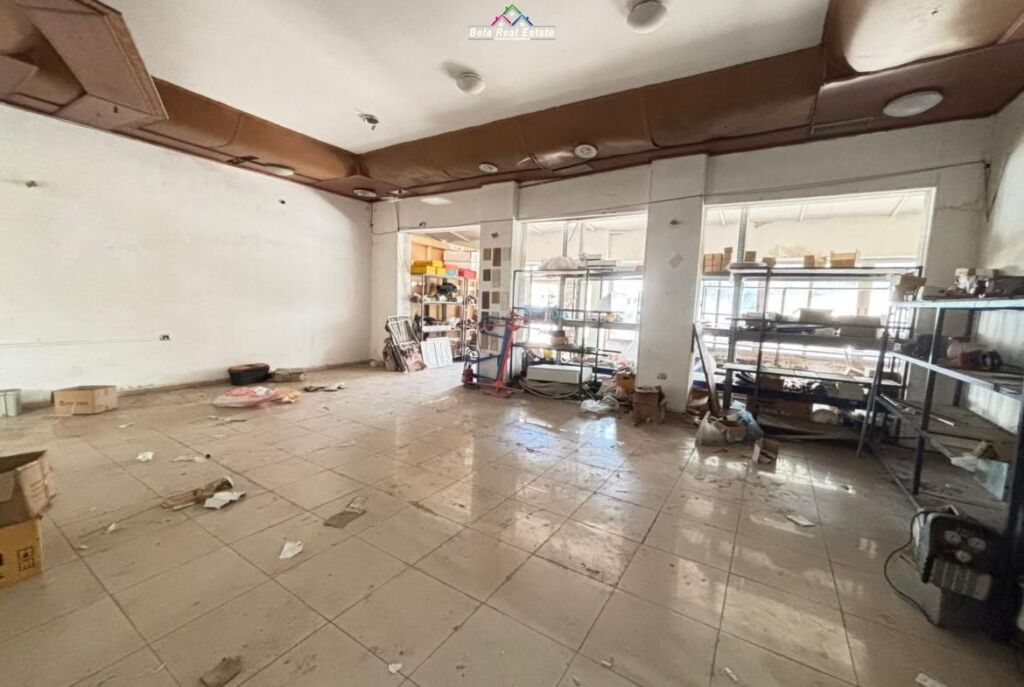 Magazine Me Qera Ne Misto Mame ( ID BM301) Tirane