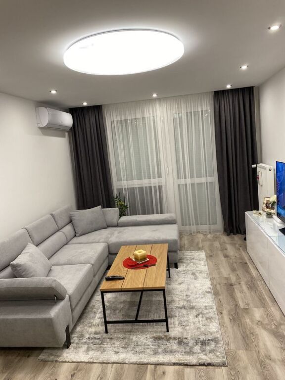 APARTAMENT ME QERA 3+1 LAPRAKE 600 EURO
