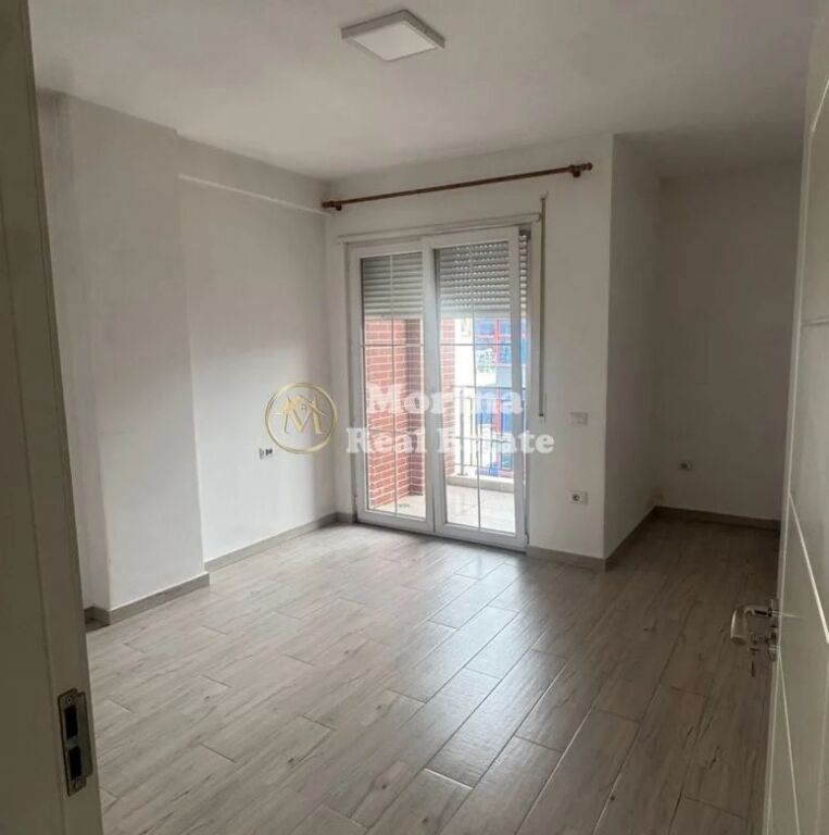 Qera | Apartament 1 + 1 | Rruga 5 Maji | 400 €/muaj