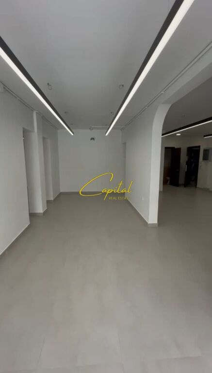 AMBIENT BIZNESI ME QIRA 110 M2 ISH BLLOKU 100.000 LEKE