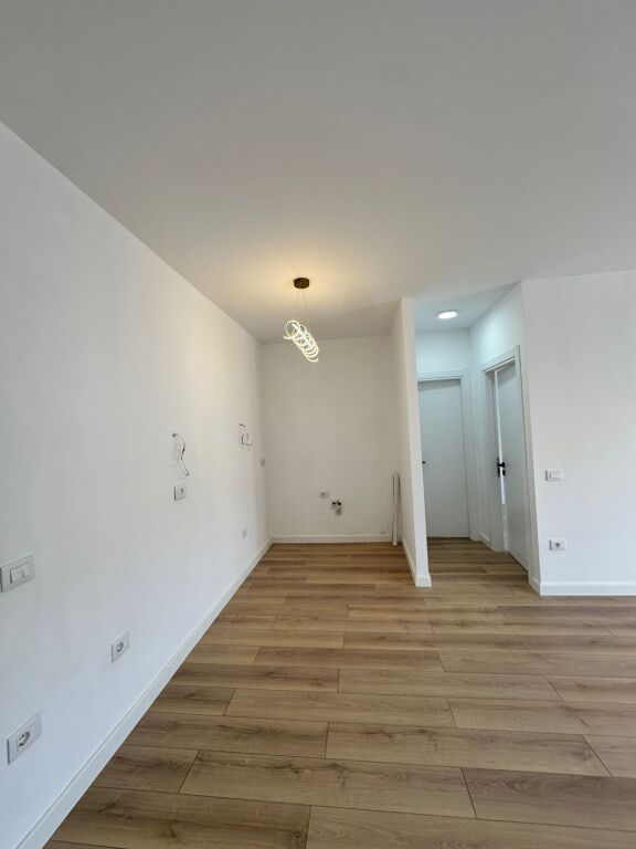 Shitet Apartament 2+1+Ballkon ne Don Bosko