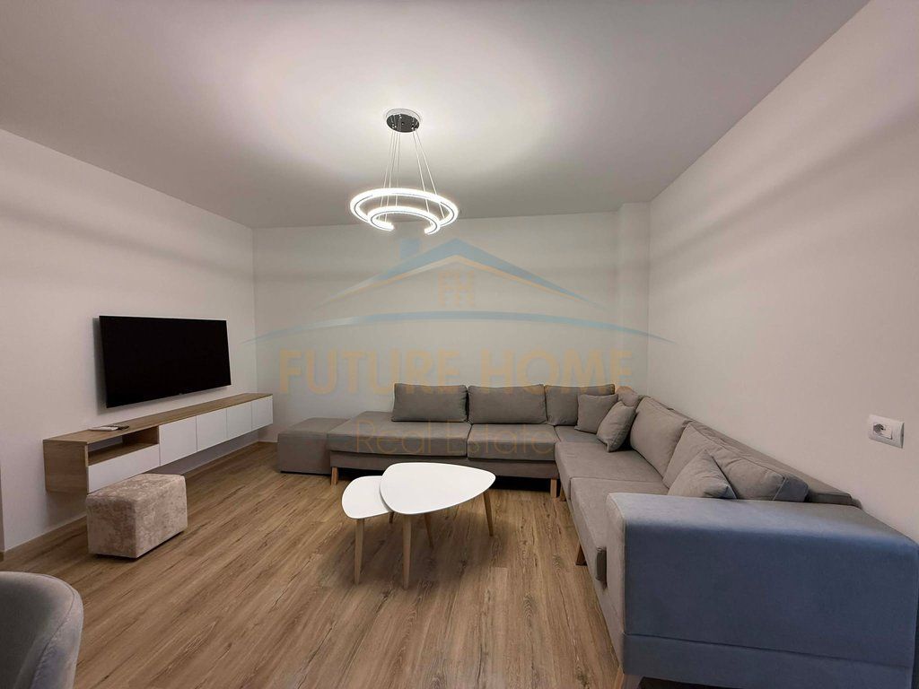 Qera, Apartament 2+1+2+Post Parkimi , Akses Tirana