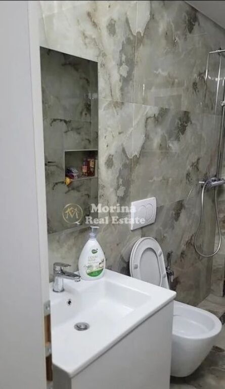 Qera | Apartament 2 + 1 | Rruga Myslym Shyri | 950 €/muaj