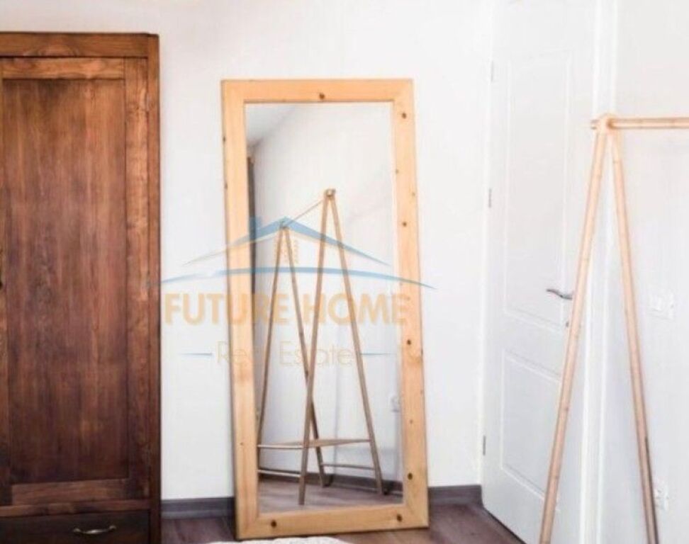 Qera , Apartament 1+1 , Rruga Fortuzi , Tirane