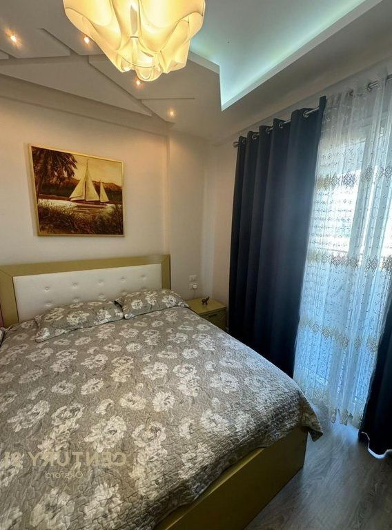 shitet 1+1 te komuna e parisit