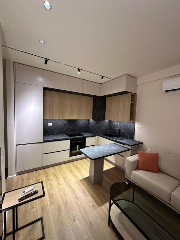 Shitet apartament 1+1 te Rezidenca Kaimi ne zonen e Ali Demit!